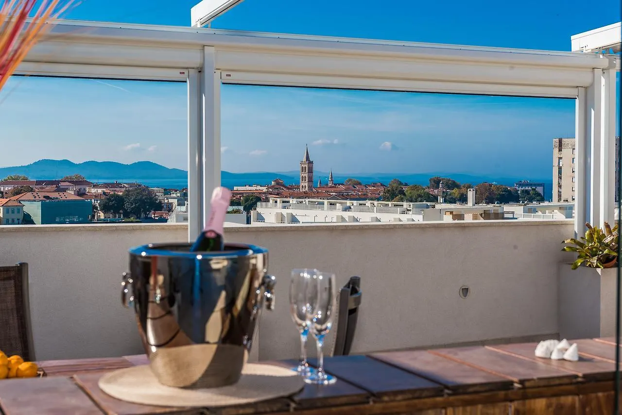 Penthouse With Roof Terrace With Jacuzzi Apartment Zadar