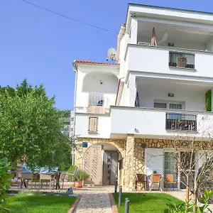 Azzuro & Lavanda Apartment Šilo