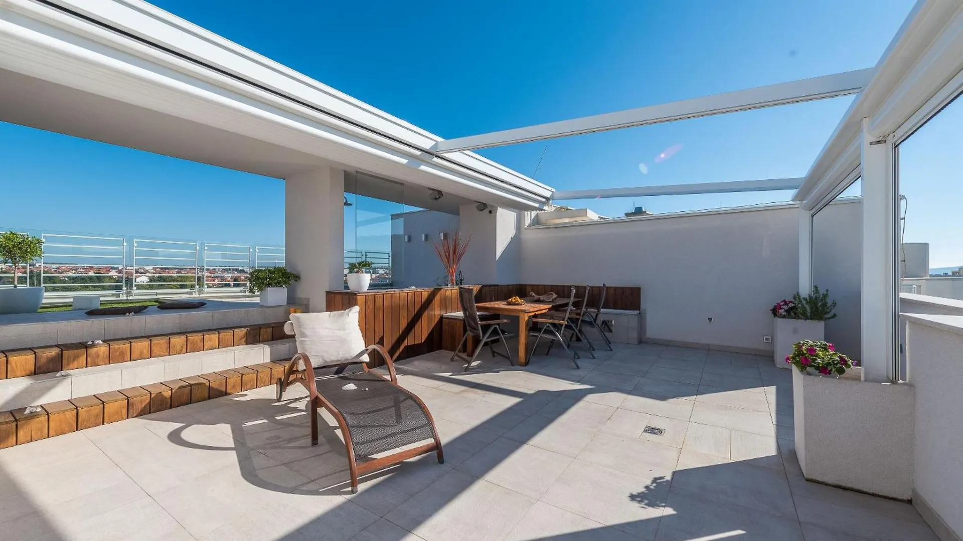 Penthouse With Roof Terrace With Jacuzzi Apartment Zadar