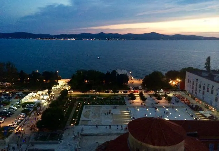 Penthouse With Roof Terrace With Jacuzzi Apartment Zadar